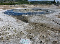 Yellowstone Biscuit basin (37).JPG